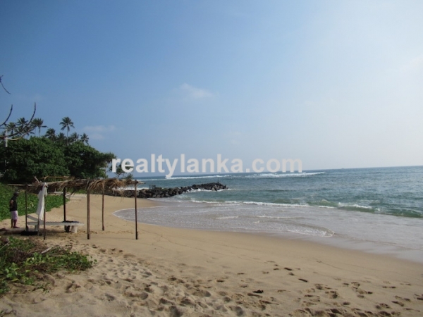 12 Perches Property In Weligama